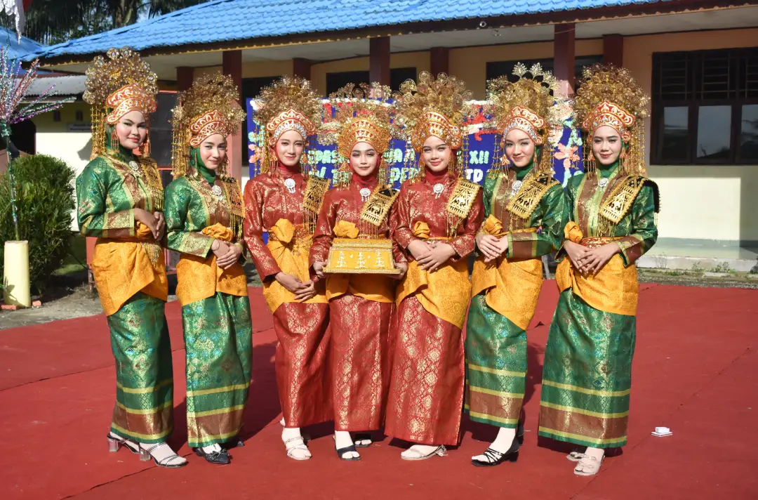 Tari